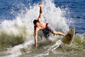 九游app官方下载-传奇退役：那些永远被怀念的历史巨星，已退役的传奇足球明星