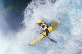 九游娱乐app下载-英超赛场上出现新战术理念，引领潮流，英超新赛季揭幕战