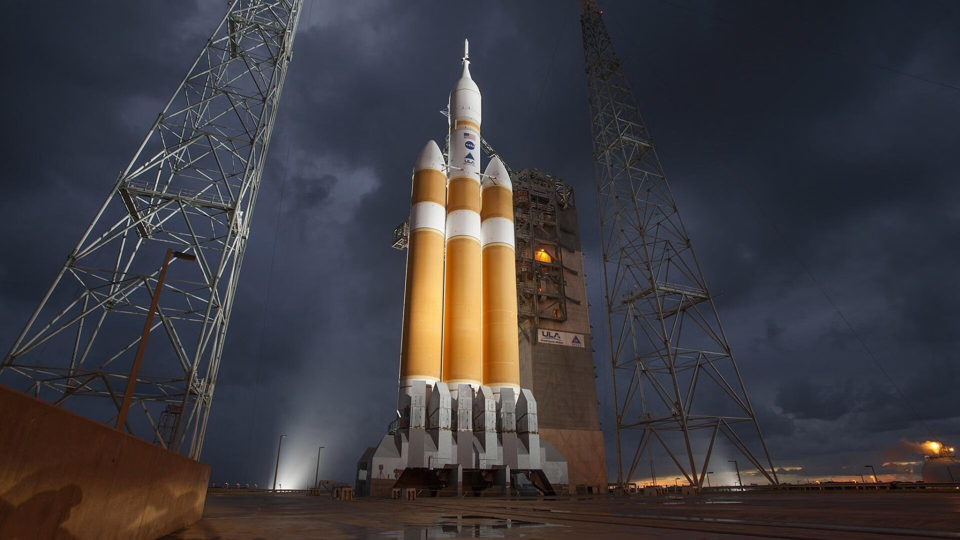 “法甲盛大赛事:新秀亮眼,豪门拼搏激烈”,法甲大名单