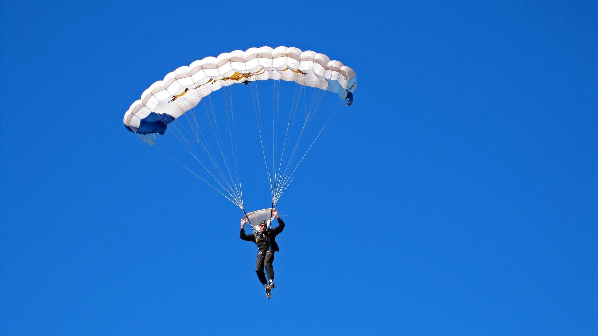 篮球运动员专项技能动作动作捕捉技术的创新应用研究,专业篮球动作