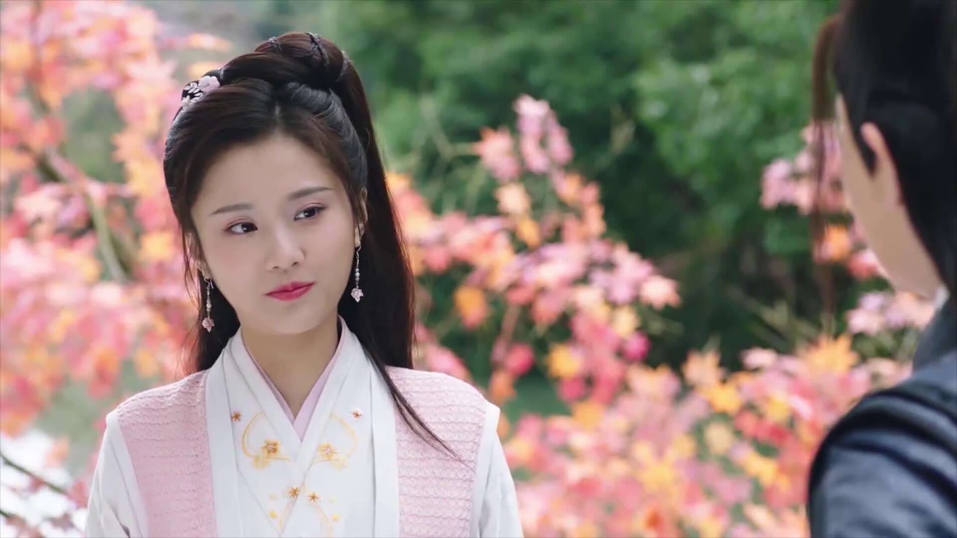 赛季首场比赛全纪录，第一赛季