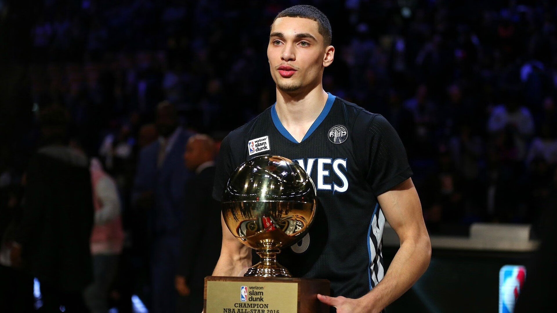 史上“炸裂”的盖帽集锦：谁的防守最令人震撼？，盖帽是啥